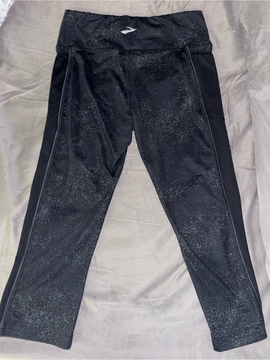 Brooks Pants - Brooks Black Shimmer Capri Leggings